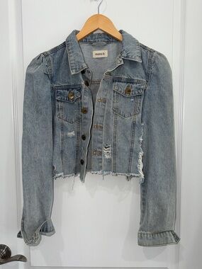 Mono B Light Blue Distressed Cropped Denim Jacket puffed shoulder size small
